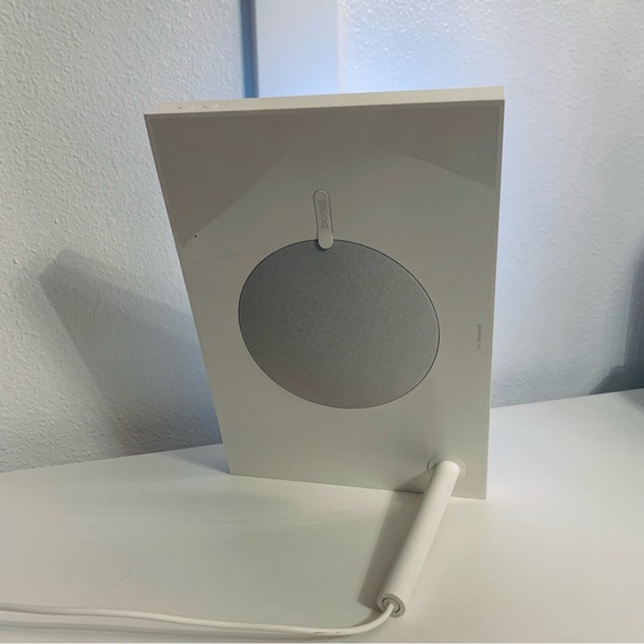 Meta Facebook Portal Video Calling Touch Screen 10” White Smart Alexa Messenger - Picture 15 of 16